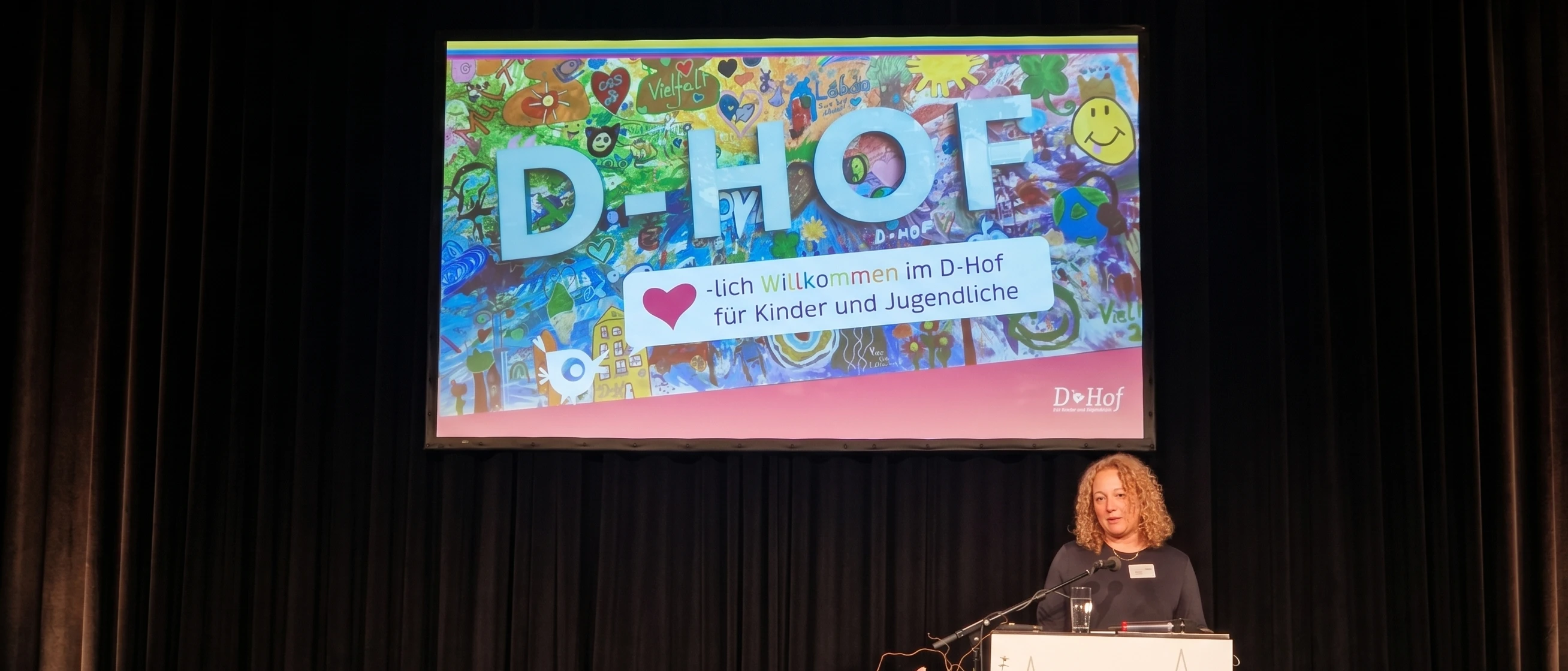 Sandra Jansen bei der Preisverleihung „Aachen Sozial" im Krönungssaal Aachen